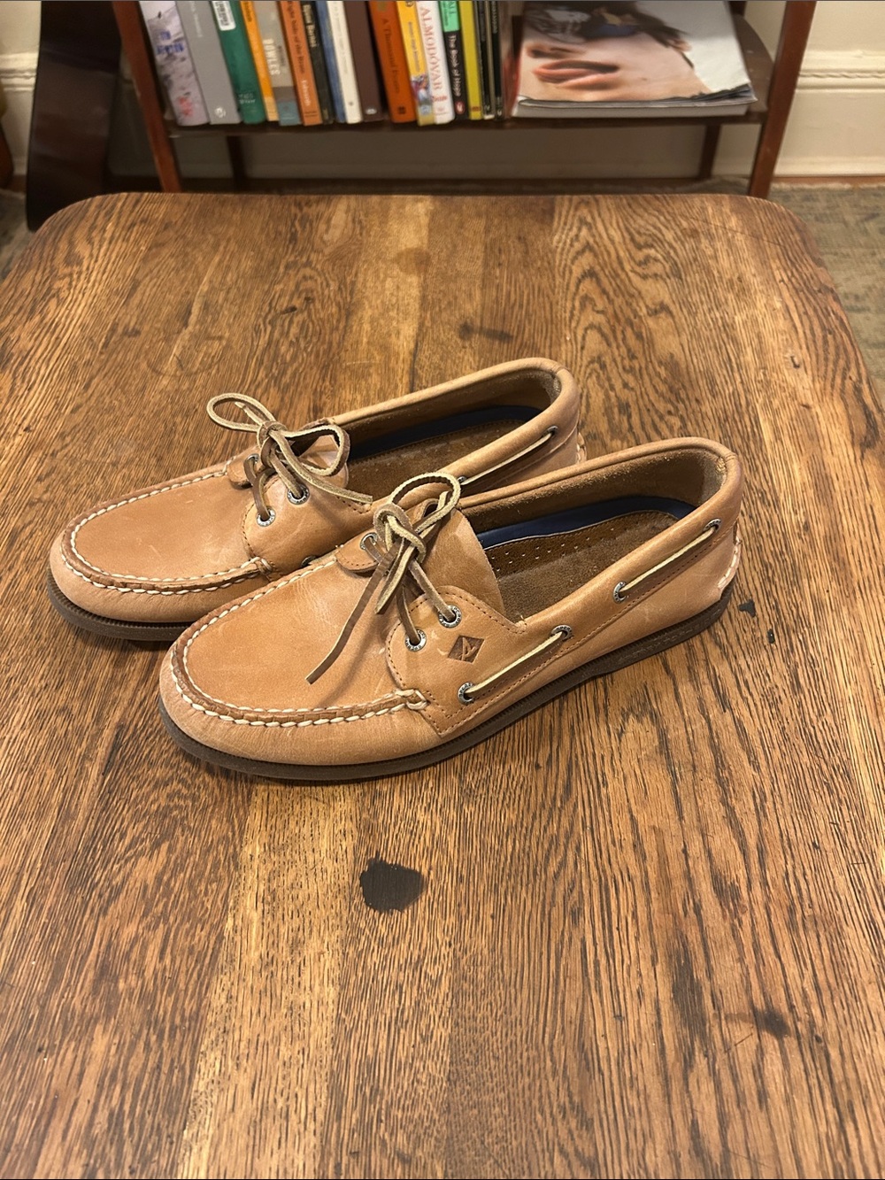 Sperry Top Siders. Great condition. 
Size 9 1/2.
